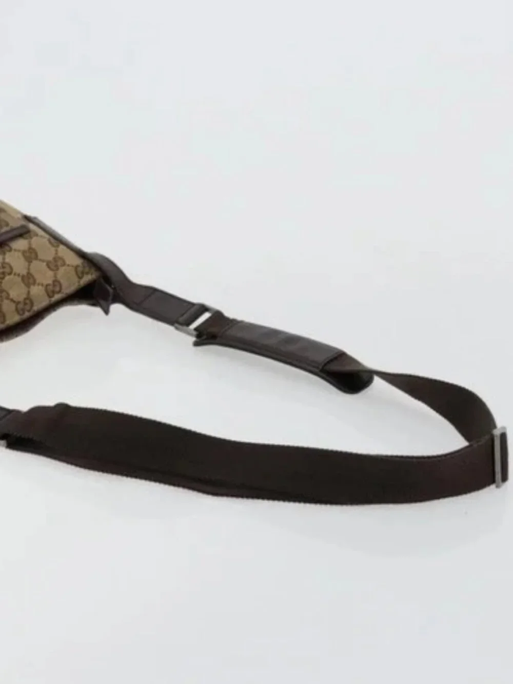 GUCCI GG Canvas Shoulder Bag Beige Silver 122793 Auth 180064
